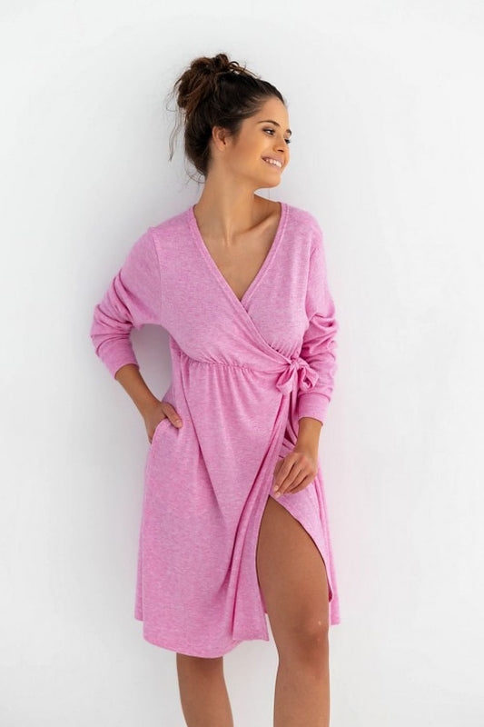 Bathrobe - M&H FashionBathrobeM&H FashionM&H Fashion168854_10091305902921431183L/XLBathrobe SensisM&H FashionM&H FashionWomen's bathrobe made of pleasant to the body material. Model with long sleeves. Envelope cut with a belt perfectly adapts to the silhouette. The bathrobe perfectly Bathrobe