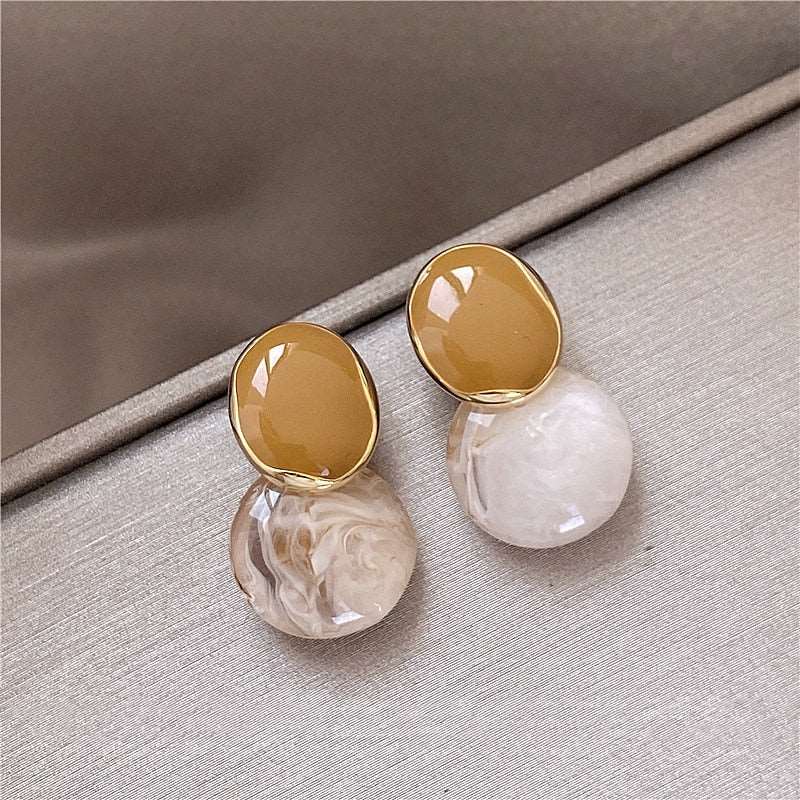Enamel Acetic Earrings - M&H FashionEnamel Acetic EarringsM&H FashionM&H Fashion200001034:361181Enamel Acetic EarringsM&H FashionM&H FashionThese Enamel Acetic Earrings are the perfect accessory for any outfit. With a classic style and round shape, these earrings are made from a copper alloy and plastic Enamel Acetic Earrings