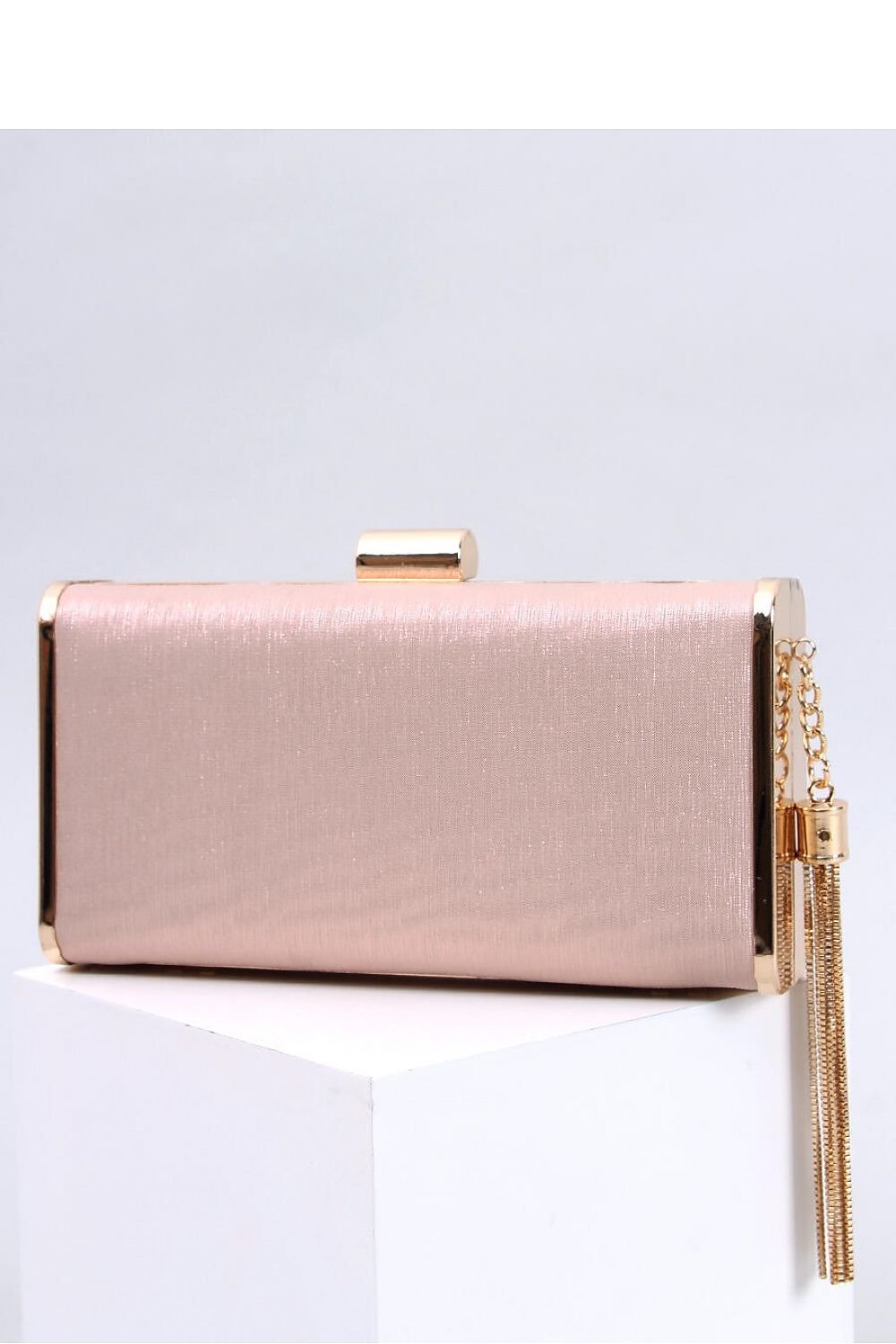 Envelope clutch bag - M&H FashionEnvelope clutch bagM&H FashionM&H Fashion189618_1103876one-size-fits-allEnvelope clutch bag InelloM&H FashionM&H FashionVisitor clutch bag for women with a tassel. This unique model with an iridescent finish is sure to catch the eye.... The handbag can be carried in hand or on a delicEnvelope clutch bag