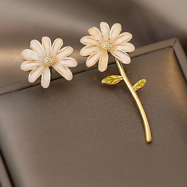 Flower & Butterfly Earrings - M&H FashionFlower & Butterfly EarringsM&H FashionM&H Fashion200001034:202451840#2020Flower & Butterfly EarringsM&H FashionM&H FashionThese Flower &amp; Butterfly Earrings are the perfect accessory for any outfit. With a trendy style and geometric shape, these earrings are sure to make a statement.Flower & Butterfly Earrings