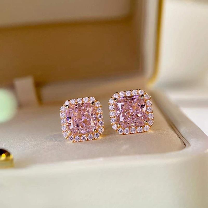 Pink Stone Stud Earrings - M&H FashionPink Stone Stud EarringsM&H FashionM&H Fashion200001034:200003759#KCE044Pink Stone Stud EarringsM&H FashionM&H FashionThese Pink Stone Stud Earrings are the perfect accessory for any outfit. With a trendy square shape and a copper metal base, these earrings are sure to make a statemPink Stone Stud Earrings