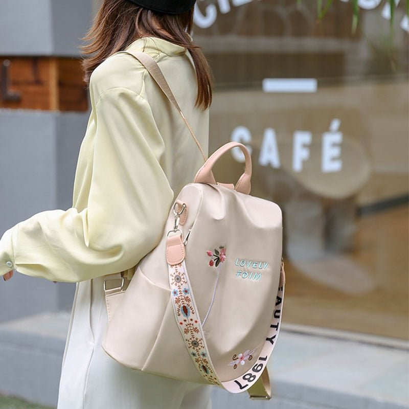Shoulder Handbag - M&H FashionShoulder HandbagHandbagsM&H FashionM&H Fashion14:193#Beige;5:201300886#as pictureBeigeas pictureShoulder HandbagM&H FashionHandbagsM&H FashionThis Shoulder Handbag is the perfect accessory for any outfit. It is made from Oxford material and features a Polyester lining. The bag has a stylish design with an Shoulder Handbag