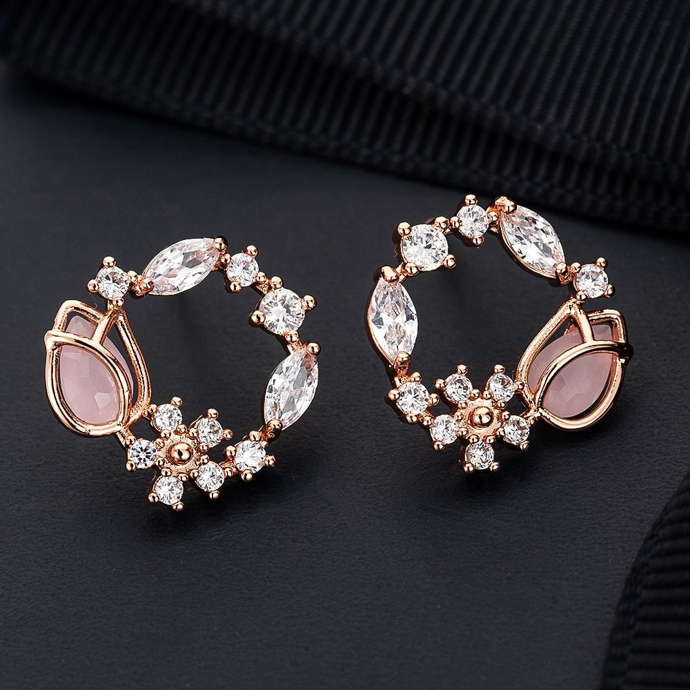 Stud Crystal Flower Earring - M&H FashionStud Crystal Flower EarringM&H FashionM&H Fashion200001034:361188#E248 Rose GoldE248 Rose GoldStud Crystal Flower EarringM&H FashionM&H FashionThis Stud Crystal Flower Earring is the perfect accessory for any occasion. It features a cute style with a geometric shape and is made of copper and rhinestone. TheStud Crystal Flower Earring